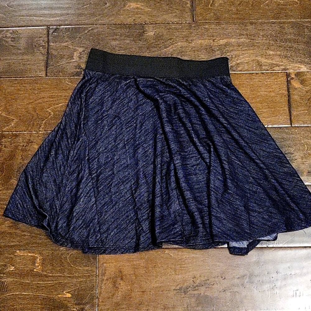 Copper Key Elastic Waistband Skater Skirt